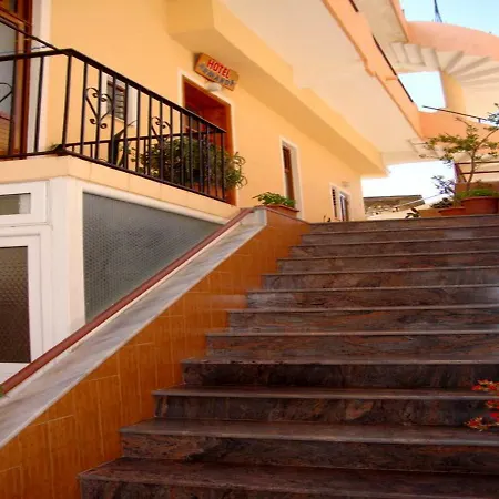 Hotel Armanda *